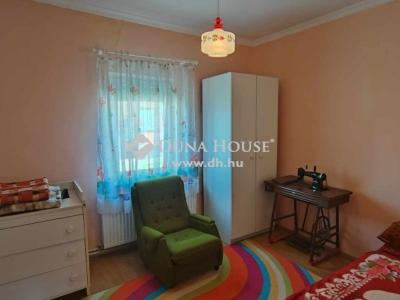 Eladó családi ház - 8835 Fityeház
