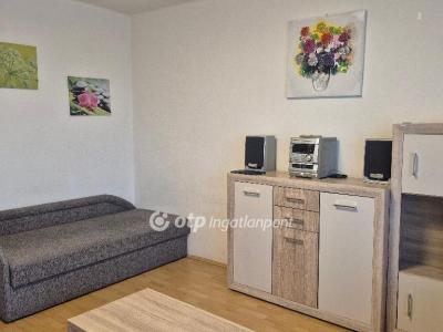 Eladó lakás - 7624 Pécs