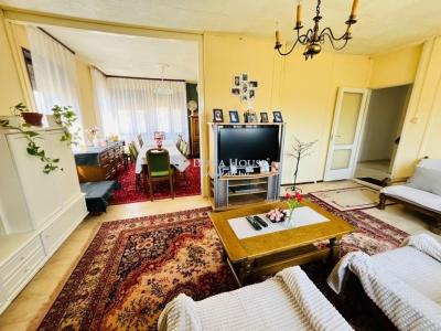 Eladó családi ház - 2711 Tápiószentmárton