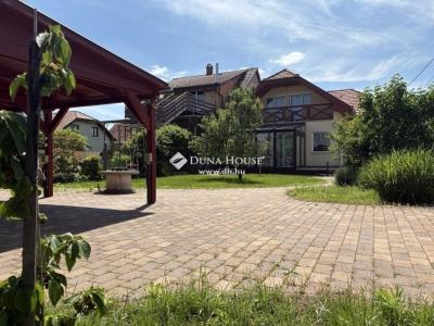 Eladó családi ház - 2360 Gyál