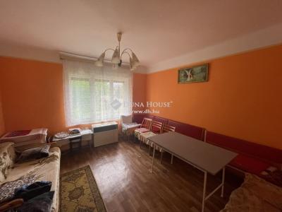 Eladó családi ház - 2252 Tóalmás