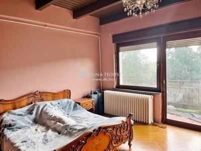 Eladó családi ház - 1028 Budapest, II. kerület , Bükkfa utca