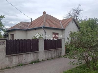 Eladó családi ház - 2243 Kóka