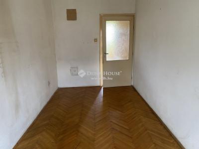 Eladó lakás - 7626 Pécs