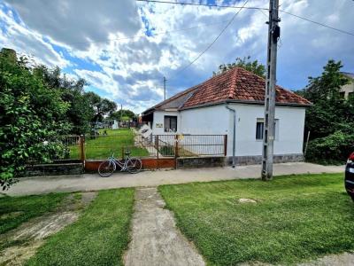 Eladó családi ház - 7671 Bicsérd, Park utca