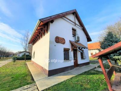 Eladó szálloda, hotel, panzió - 6600 Szentes