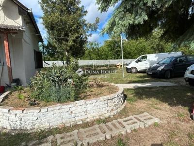 Eladó családi ház - 2200 Monor