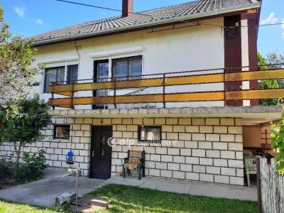 Eladó családi ház - 8600 Siófok