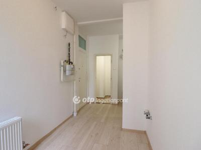 Eladó lakás - 1201 Budapest, XX. kerület 