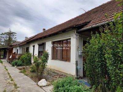 Eladó családi ház - 5600 Békéscsaba, Szent László utca