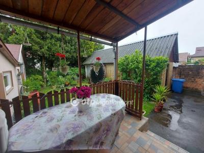 Eladó családi ház - 7900 Szigetvár