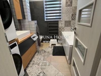 Eladó családi ház - 2151 Fót