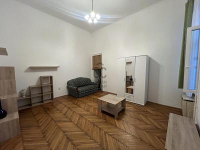 Eladó lakás - 1055 Budapest, V. kerület 