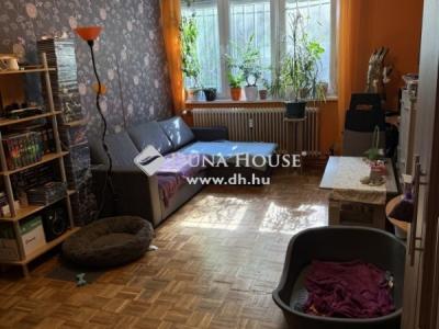 Eladó lakás - 2800 Tatabánya, Mártírok útja