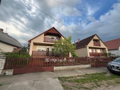 Eladó családi ház - 4034 Debrecen