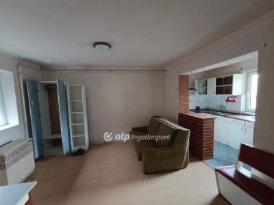 Eladó családi ház - 4405 Nyíregyháza