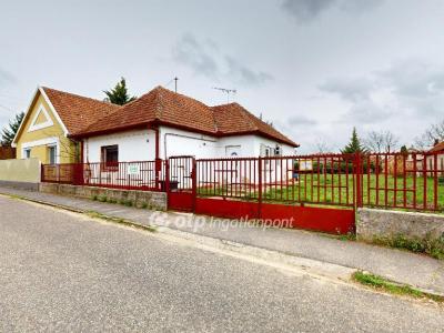 Eladó családi ház - 4700 Mátészalka