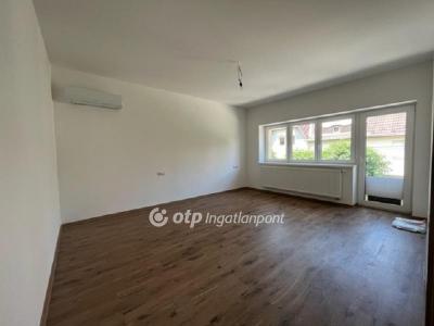 Eladó lakás - 6725 Szeged