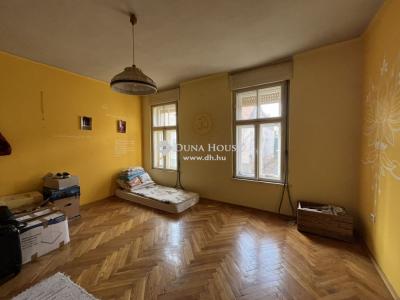Eladó családi ház - 7623 Pécs