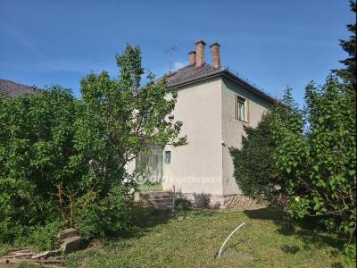 Eladó családi ház - 7200 Dombóvár