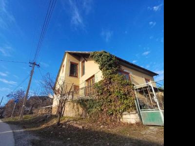 Eladó családi ház - 8096 Sukoró