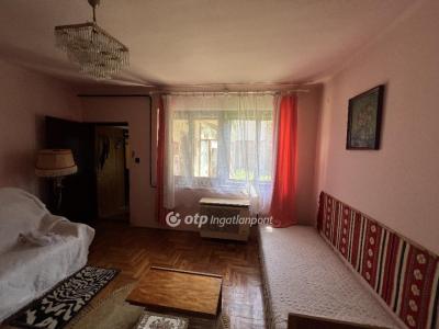 Eladó családi ház - 4028 Debrecen